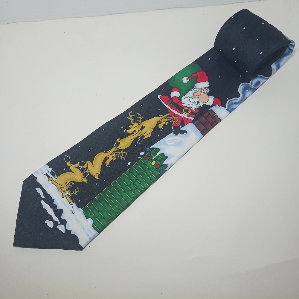 Hallmark Santa Claus & Reindeer Helping Holiday Tie Humorous Funny Cute